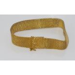 15ct yellow gold mesh style bracelet