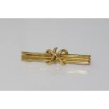 Vintage 15ct yellow gold brooch