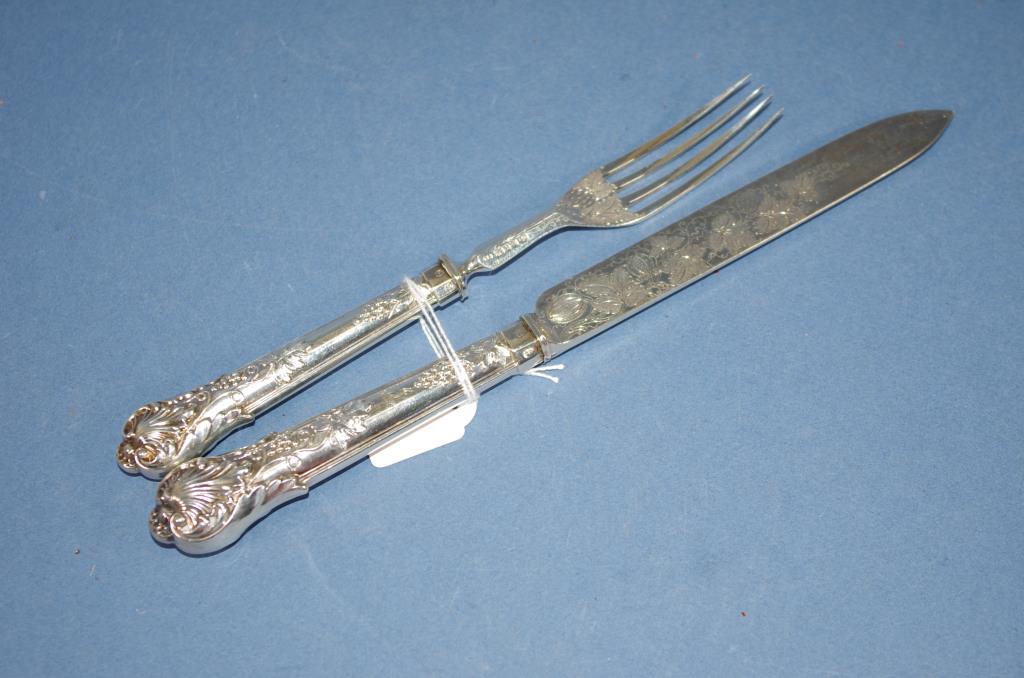 Georgian sterling silver handle fruit set - Image 2 of 4