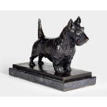 Meyer-Pyritz, Martin: Stehender Scotch Terrier Stehender Scotch Terrier Bronze mit schwarz-brauner