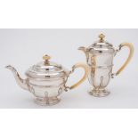 A George V silver two-piece tea service, maker Frank Cobb & Co Ltd, Sheffield,