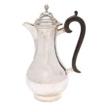 An Edward VII silver hot water jug, maker Carrington & Co, London,