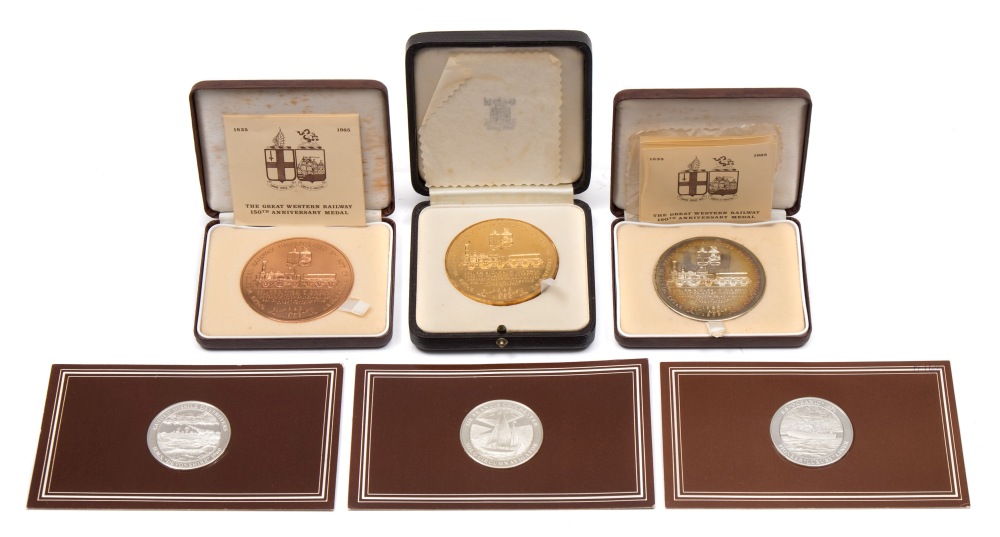 A 9ct gold Royal Mint GWR 150th Anniversary Medal:,