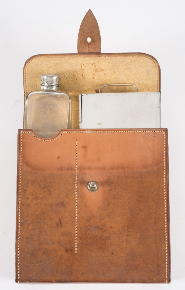 A leather cased hunting set:, containing a silver plated sandwich box and a glass flask. - Image 3 of 3