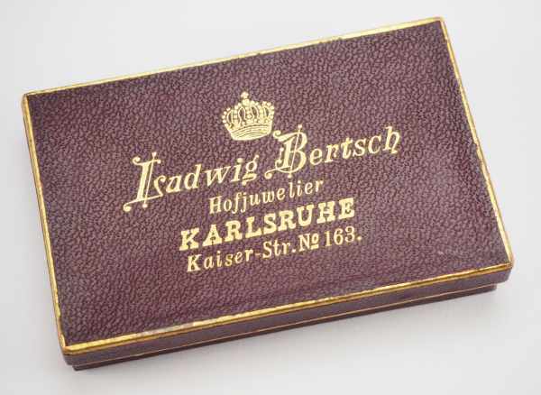 1.1.) Kaiserreich (bis 1933) Baden: Kreuz für Weibliche Dienstboten, Prototyp, im Etui.Silber, die - Image 5 of 5
