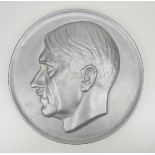 4.4.) Patriotisches / Reservistika / Dekoratives Adolf Hitler - Wandplakette.Aluminium, Porträt in