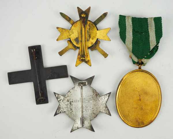 1.1.) Kaiserreich (bis 1933) Kriegerverin: Vier Auszeichnungen.1.) Baltenkreuz, 1. Klasse; 2.) Kreuz - Image 2 of 2