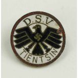1.2.) Deutsches Reich (1933-45) D.S.V. Tientsin Abzeichen.Vergoldet und emailliert, an Nadelsystem.