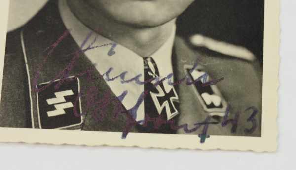 3.3.) Autographen Wünsche, Max.(1914-1995). SS-Standartenführer, Kommandeur der 12. SS-Panzer- - Image 2 of 3