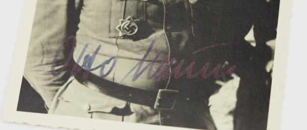 3.3.) Autographen Baum, Otto.(1911-1998), SS-Oberführer und Träger der 95. Schwerter zum Ritterkreuz - Image 2 of 3