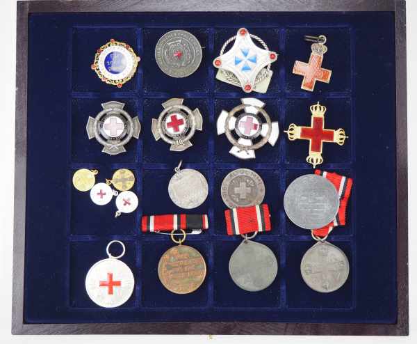 1.1.) Kaiserreich (bis 1933) Preussen: Sammlung Rot-Kreuz Auszeichnungen.Diverse, teils Seltenheiten