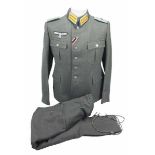 4.1.) Uniformen / Kopfbedeckungen Wehrmacht: Uniform Jacke eines Kriegsverwaltungsamtsrat, mit