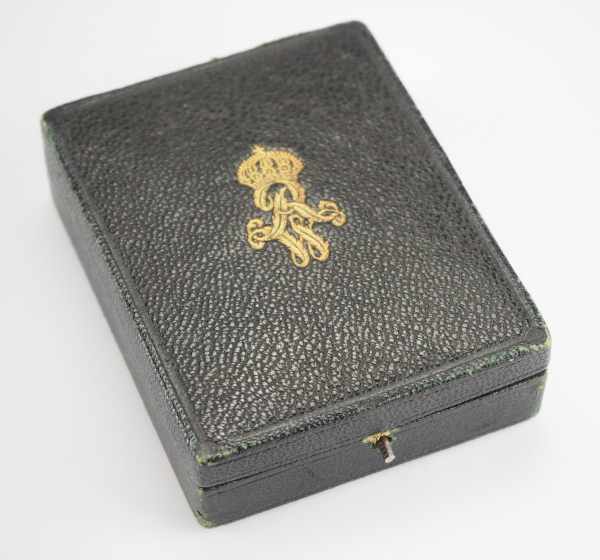 1.1.) Kaiserreich (bis 1933) Preussen: Kronen Orden, 3./4. Klasse Etui.Schwarzes Leeretui, goldene