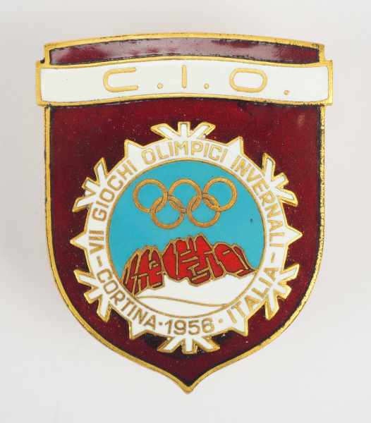 2.2.) Welt Olympische Winterspiele 1956 - Abzeichen für Offizielle (C.I.O.), im Etui.Buntmetall - Image 2 of 4