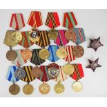 2.2.) Welt Sowjetunion: Sammlung von 20 Auszeichnungen.Diverse.Zustand: II 2.2.) World Condition: