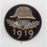 0.1.) Sammlung Stahlhelmbund Stahlhelmbund: Eintrittsabzeichen 1919.Silber, teilweise emailliert,