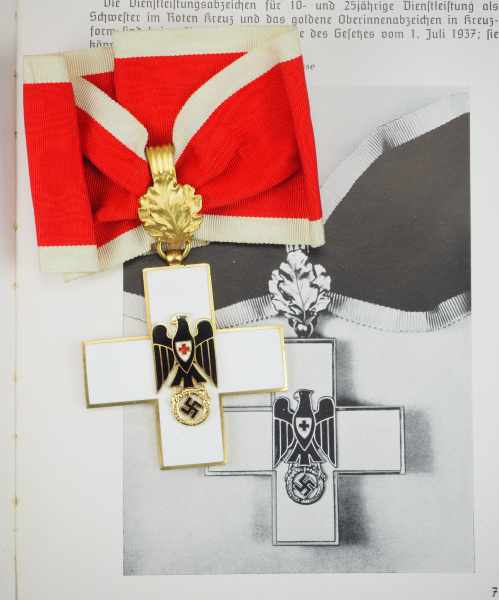 1.2.) Deutsches Reich (1933-45) Ehrenzeichen des Deutschen Roten Kreuzes, 1. Klasse, im Etui. - Image 7 of 9