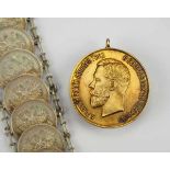 2.2.) Welt Russland: Verdienstmedaille, Zar Nikolaus II., in Gold.Silber vergoldet, mit Drathöse;