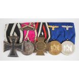 1.2.) Deutsches Reich (1933-45) Ordenschnalle mit 5 Auszeichnungen.1.) Preussen: Eisernes Kreuz,