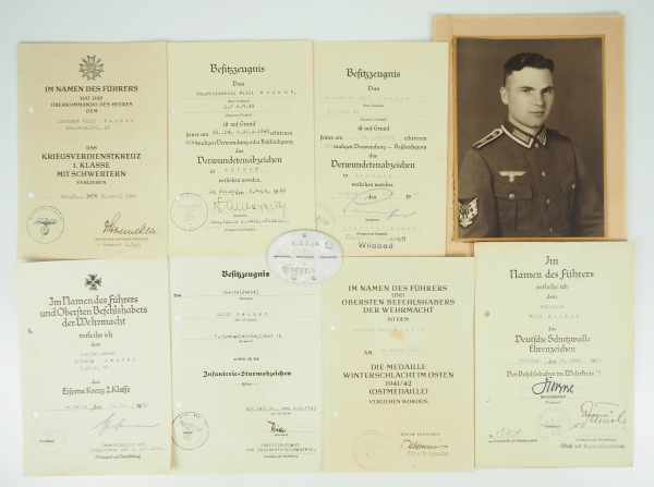 3.1.) Urkunden / Dokumente Urkundengruppe eines Leutnant und Fahnenträgers des Grenadier-Regiment