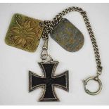 1.2.) Deutsches Reich (1933-45) Eisernes Kreuz und Abzeichen des Gebirgs-Jäger-Regiment 100.Eisernes