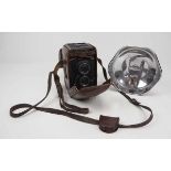 7.1.) Historica Kamera: Rolleiflex - Compur.Kamera, in der originalen Leder-Transport-Tasche, mit