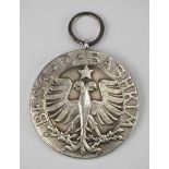 2.1.) Europa Albanien: Schwarzer Adler Orden, Silberne Medaille.Silber, getragen.Es wurden insgesamt