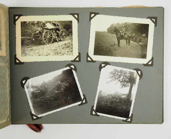 3.2.) Fotos / Postkarten Fotoalbum der 12. (M.G.) / Infanterie-Regiment 35.- Grüner Einband, mit - Image 3 of 6