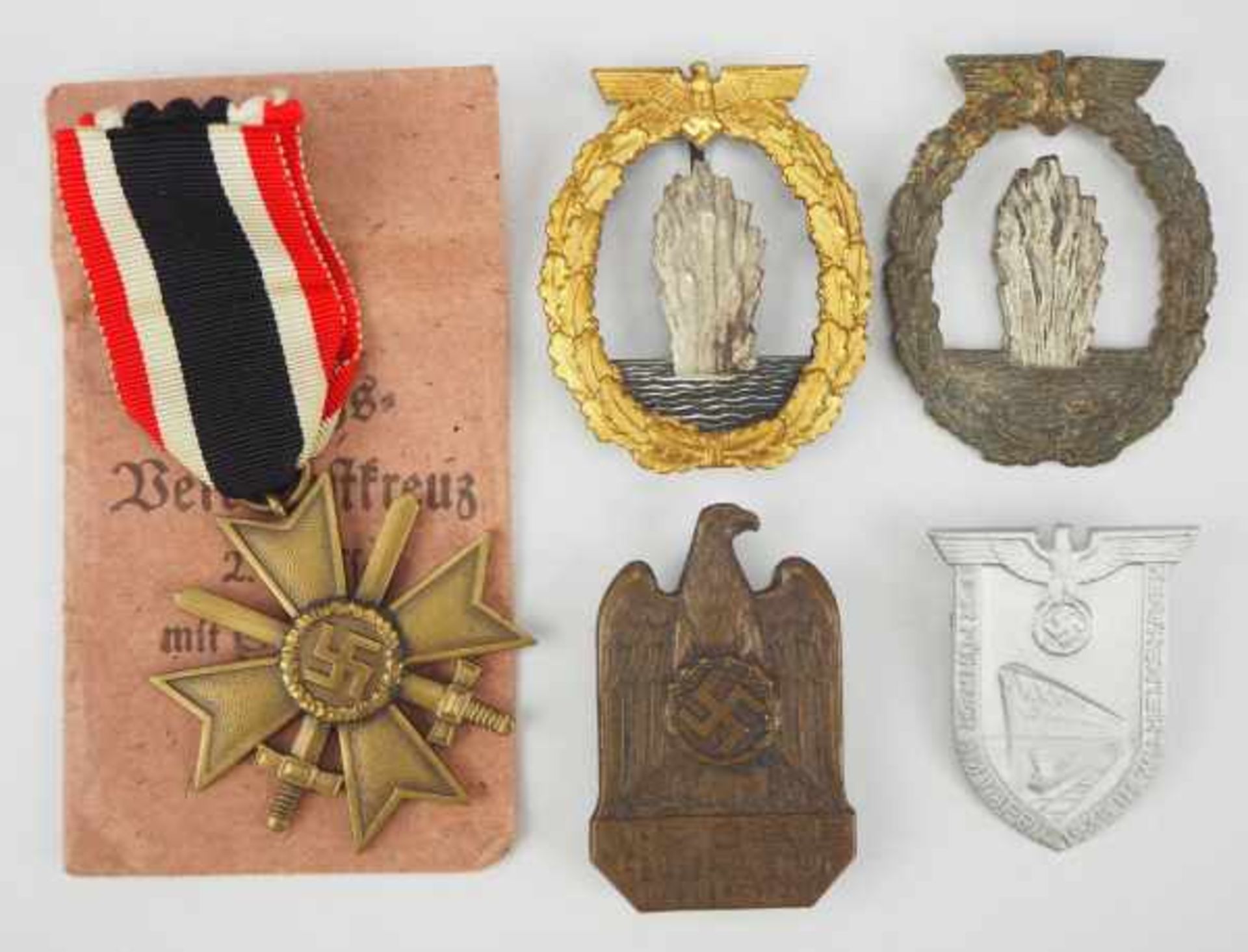 1.2.) Deutsches Reich (1933-45) Nachlass eines Minensuchers.1.) Kriegsverdienstkreuz, 2. Klasse