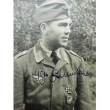 3.3.) Autographen Schmeling, Max.(1905-2005). Schwergewichts-Boxweltmeister, als Luftwaffensoldat in