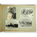 3.2.) Fotos / Postkarten Fotoalbum - Riga im 2. Weltkrieg.Blauer Einband, 121 Fotos, dekorativ