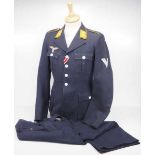 4.1.) Uniformen / Kopfbedeckungen Luftwaffe: Uniform eines Obergefreiten der fliegenden Truppe.1.)