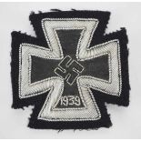 1.2.) Deutsches Reich (1933-45) Eisernes Kreuz, 1939, 1. Klasse - gestickt.Schwarzes Tuch,