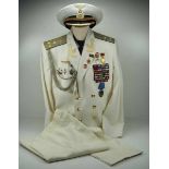 4.1.) Uniformen / Kopfbedeckungen Sowjetunion: Uniform eines Oberst der Marineflieger.1.) Jacke: