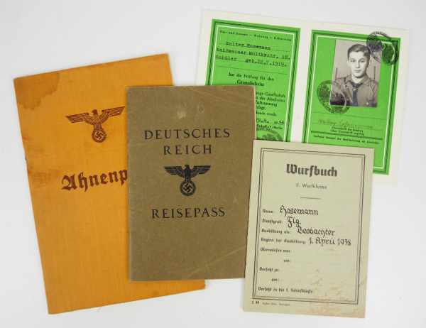 3.1.) Urkunden / Dokumente Urkundennachlass eines Leutnant und Beobachter der 4./ Kampfgeschwader - Image 4 of 8