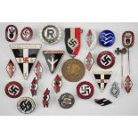 1.2.) Deutsches Reich (1933-45) Sammlung Kleinabzeichen.Diverse, zumeist emailliert.Zustand: II 1.