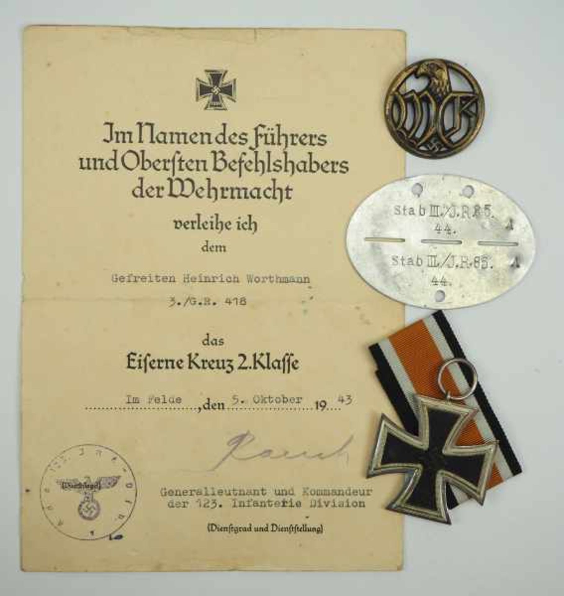 0.3.) Militaria 3. Reich: Nachlass eines Gefreiten des 3./ Grenadier-Regiment 418.Eisernes Kreuz,