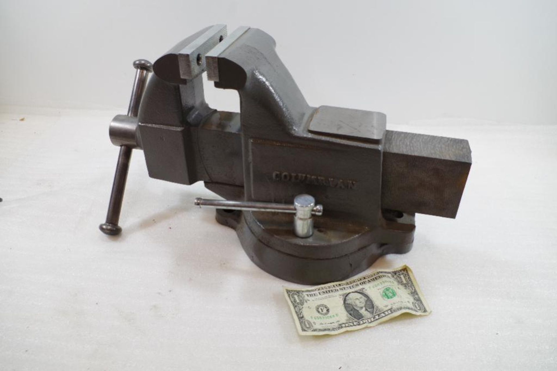 NEW COLUMBIAN Bench Vise 4" Jaw Width M/N 604 Made in USA