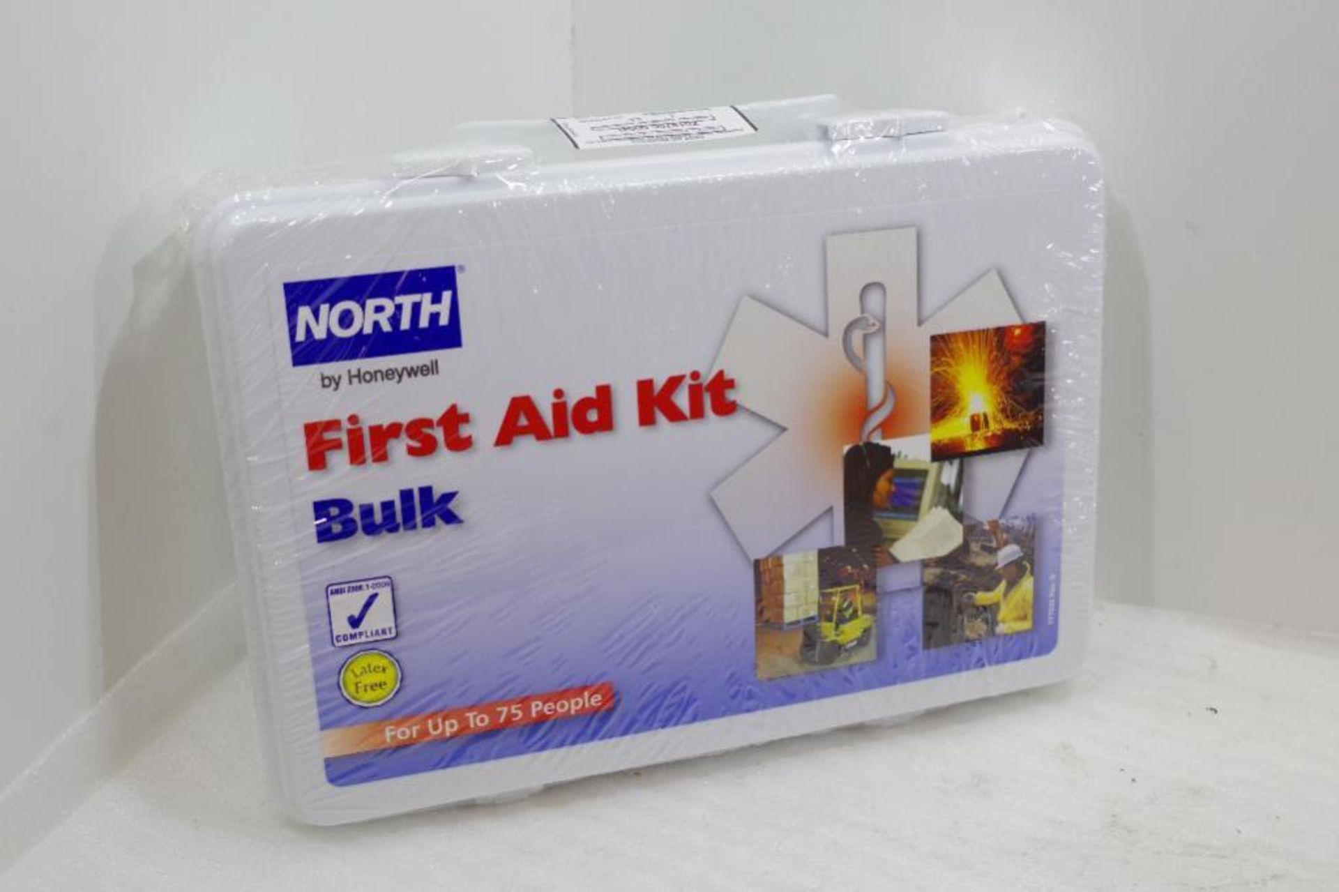 NORTH First Aid Kit, Plastic Case, Work Place M/N Z019706-0004L