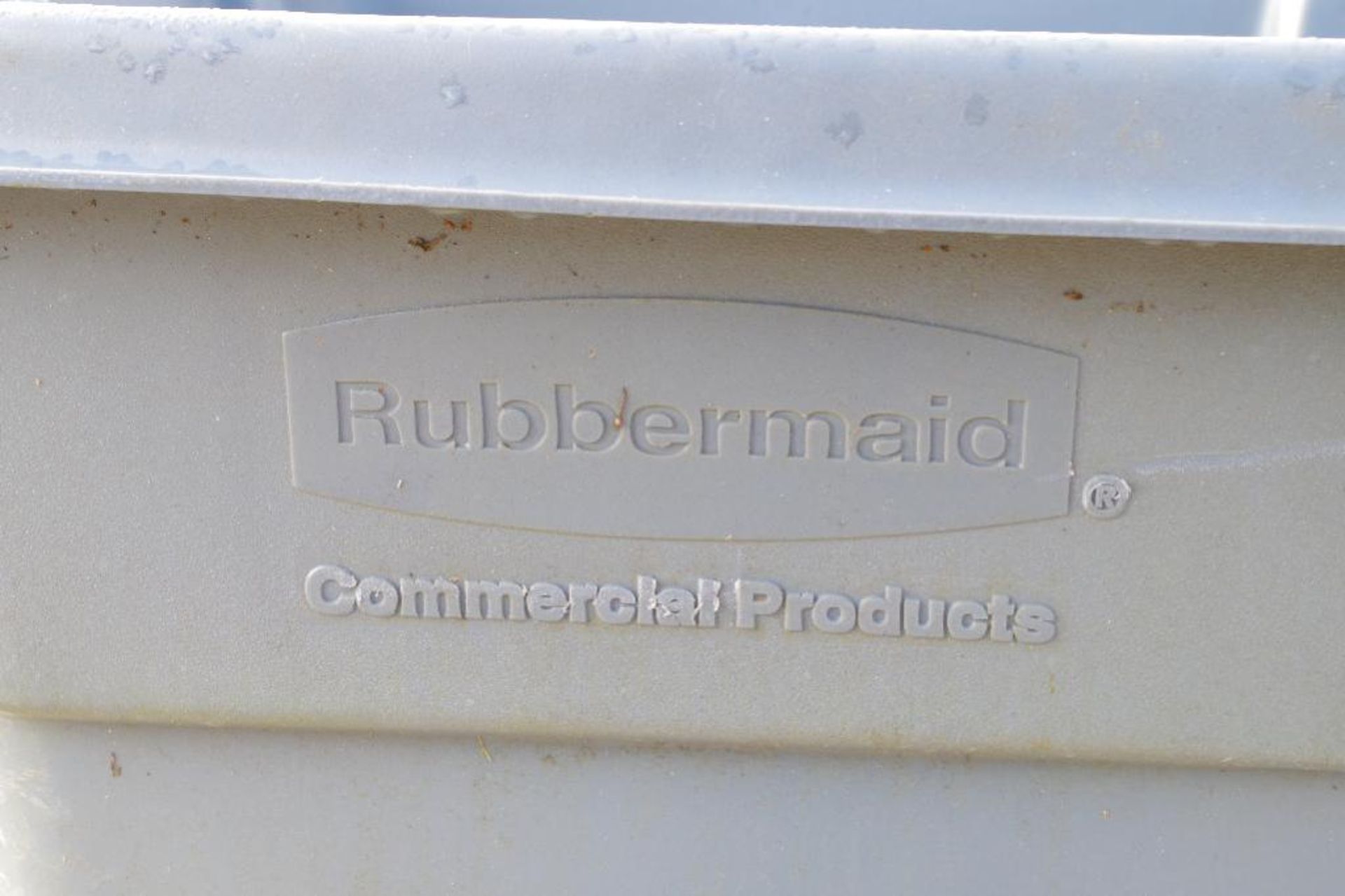 RUBBERMAID Utility Tilt Truck 32"W x 70"L x 43"H - Image 3 of 4