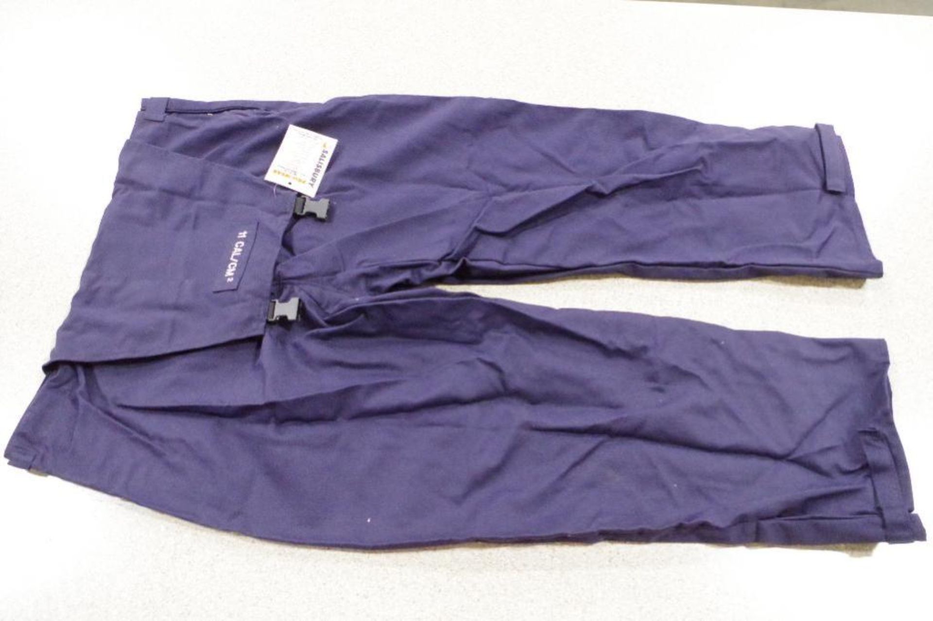 NEW SALISBURY Navy Bib Overalls, Cotton Arc Flash Resistant, Waist 40-42", Inseam 30" M/N ACB1130BLX - Image 2 of 5