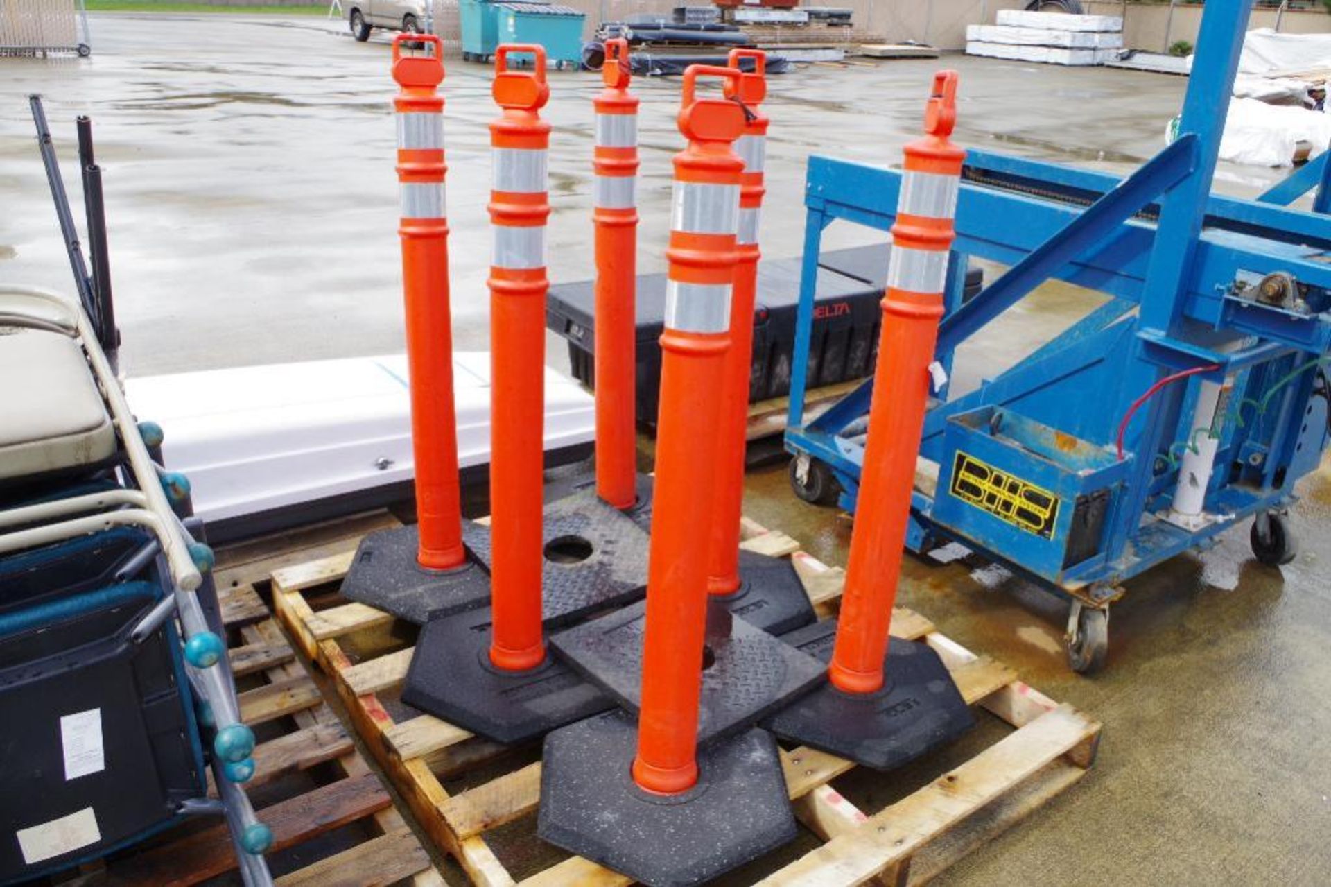 (6) Traffic Delineator Posts, Orange w/ Reflective Material & Extra Base Pieces - Image 2 of 2