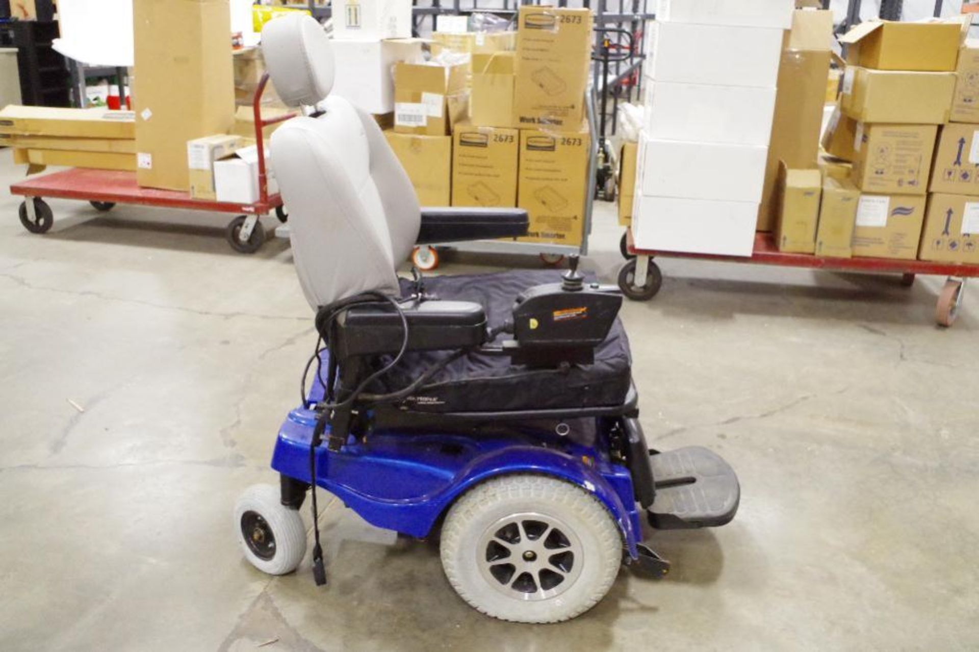 JAZZY 1170 Series Power Chair (Needs New Battery) - Image 5 of 6