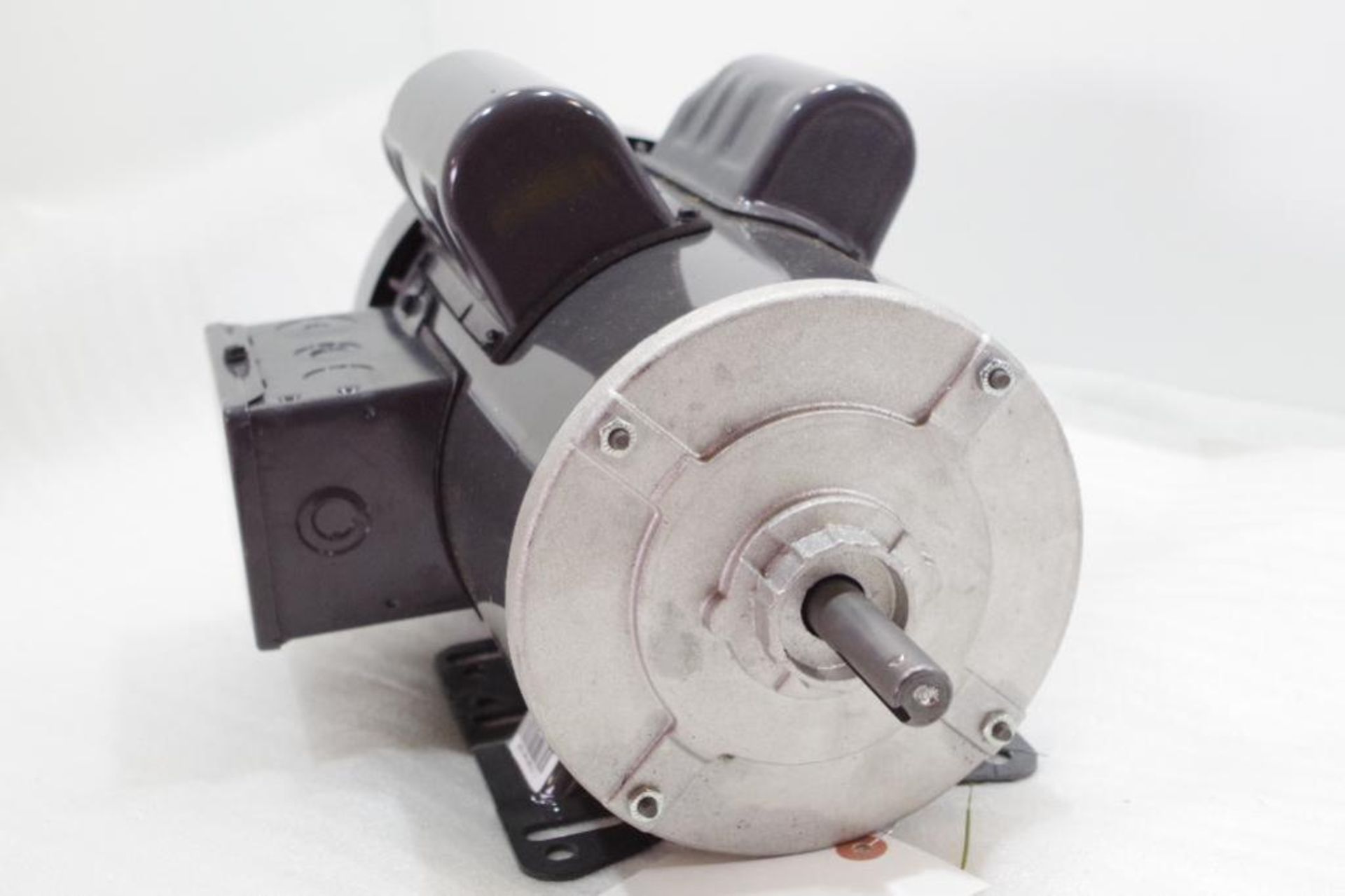 DAYTON Industrial Motor, 2 HP, 1725 RPM, 1 PH (condition unknown) - Image 3 of 3