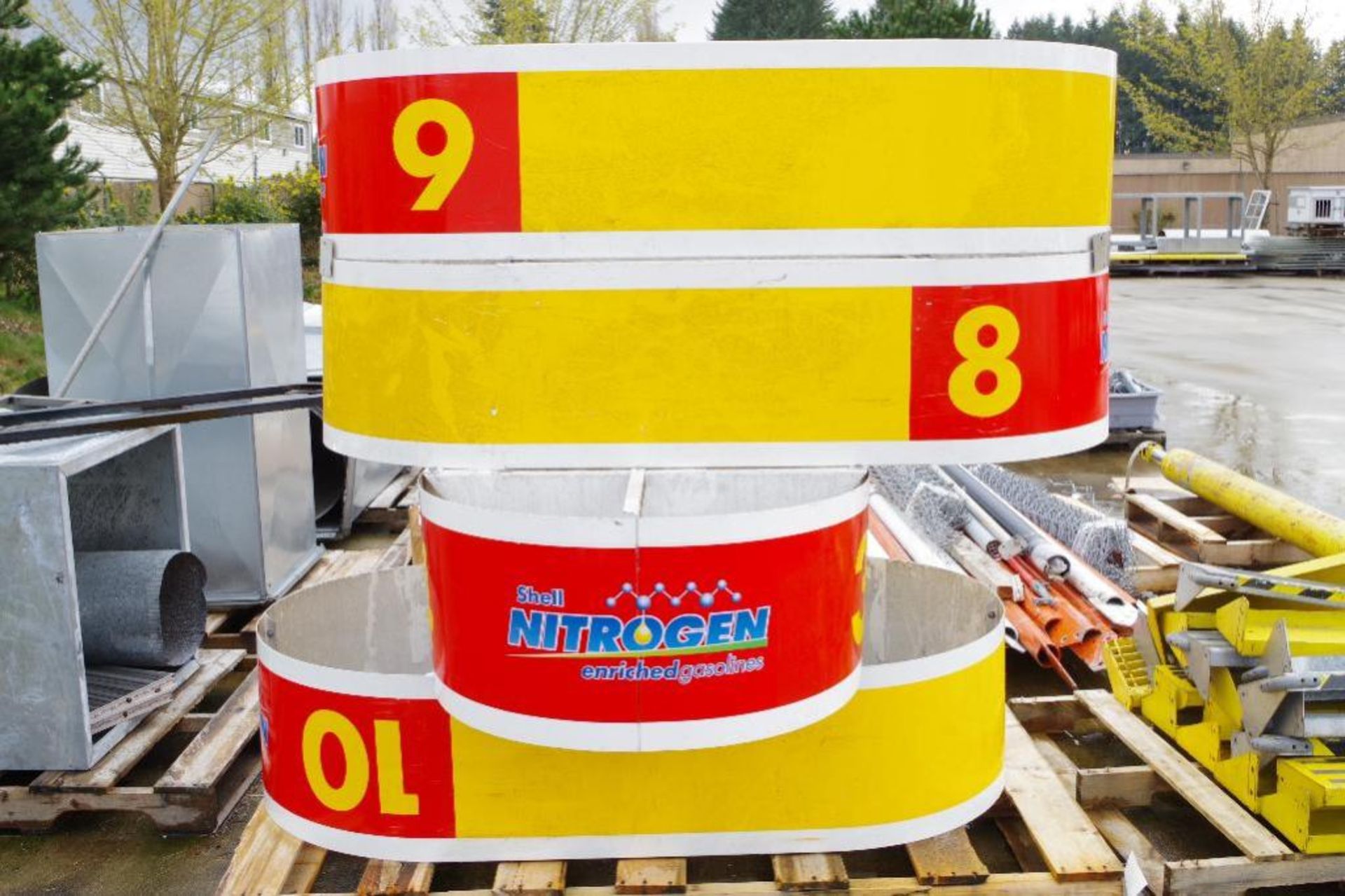(4) SHELL Fuel Station Wrap Around Signage Pieces - Image 4 of 4