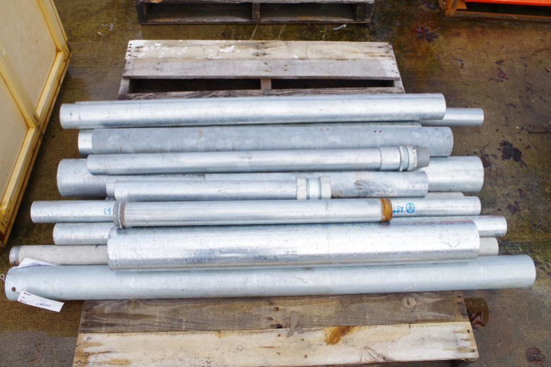 (QTY) Short Conduit Remnants 2" to 4" Diameters, 22" to 54" Long - Image 2 of 2