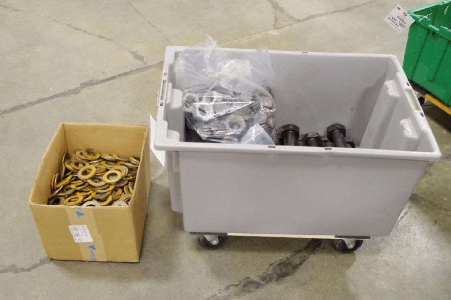 (QTY) Bolts, Nuts & Washers: See Description for Sizes