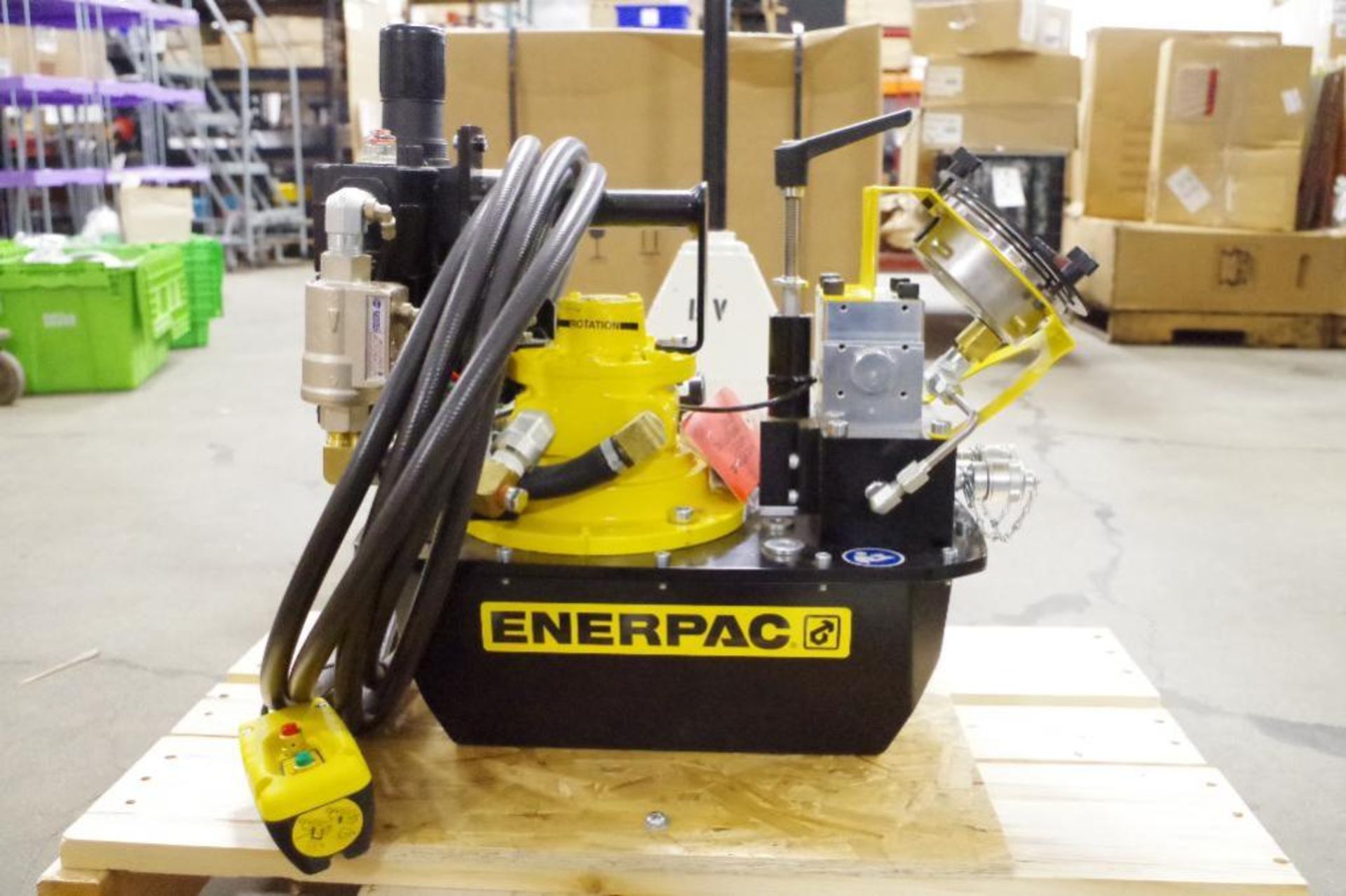 NEW ENERPAC Air Powered, Torque Wrench Hydraulic Pump, M/N ZA4204TX-Q, Made in USA - Image 3 of 7