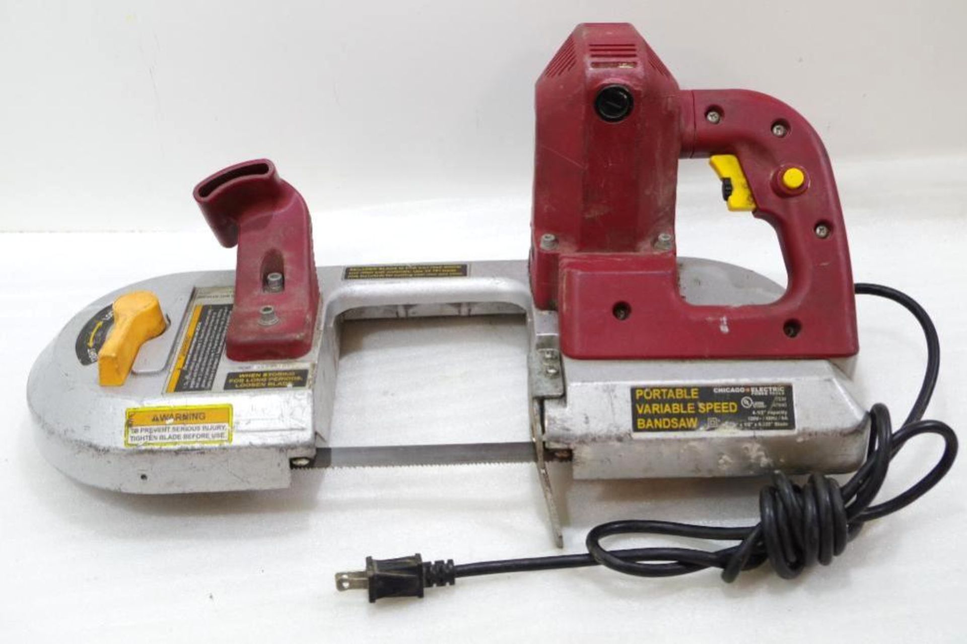 CHICAGO ELECTRIC 120V Portable Variable Speed Bandsaw M/N 47840