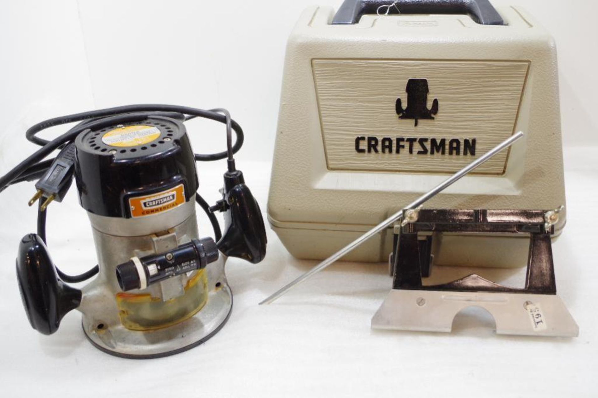 CRAFTSMAN 120V Double Insulated Router M/N 315.17380 w/ Tool Case Made in USA
